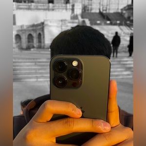 Meet your Posher, Luis